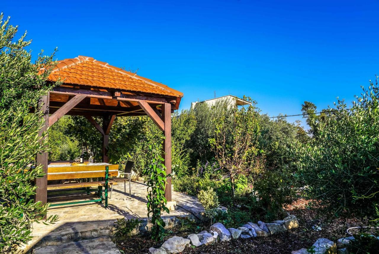 Home Away From Home With Outdoor Pool, Botanical Garden And A Beautiful Sea View Kaštela Exteriör bild