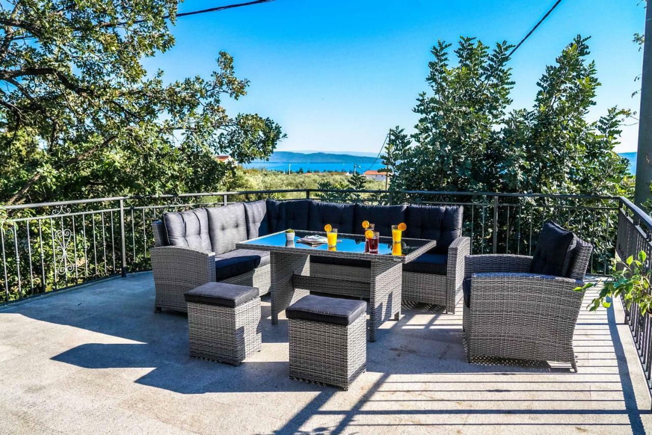 Home Away From Home With Outdoor Pool, Botanical Garden And A Beautiful Sea View Kaštela Exteriör bild